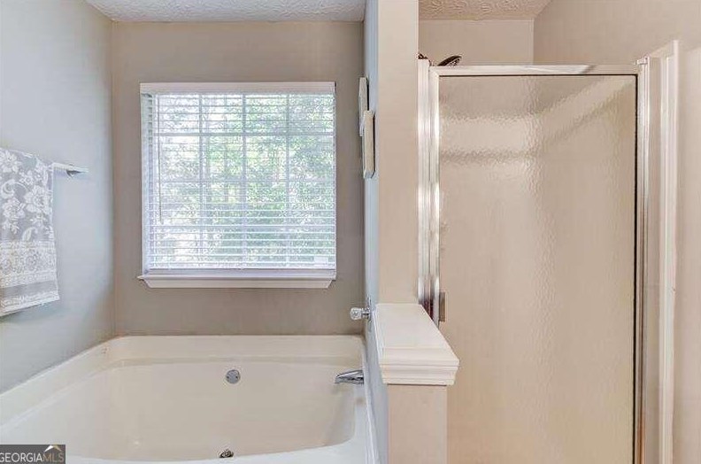 4624 Fox Forrest Dr, Flowery Branch GA  30542-3490 exterior