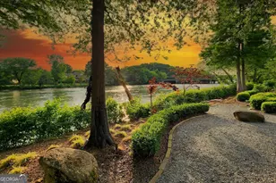 318 Sandy Springs Cir, Sandy Springs, GA 30328 - Photo 27