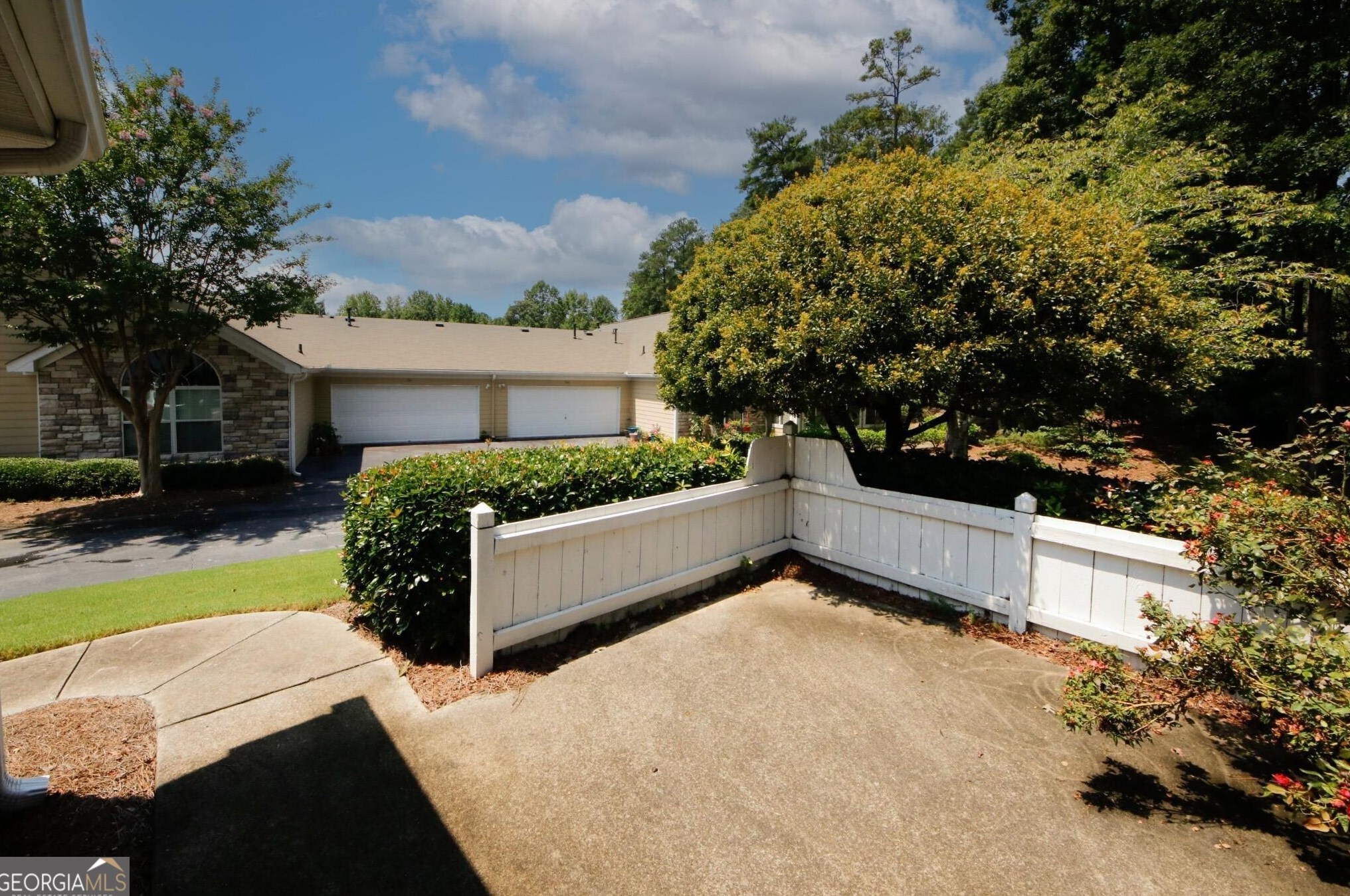 2191 Rockbridge Rd, Stone Mountain GA  30087-3539 exterior
