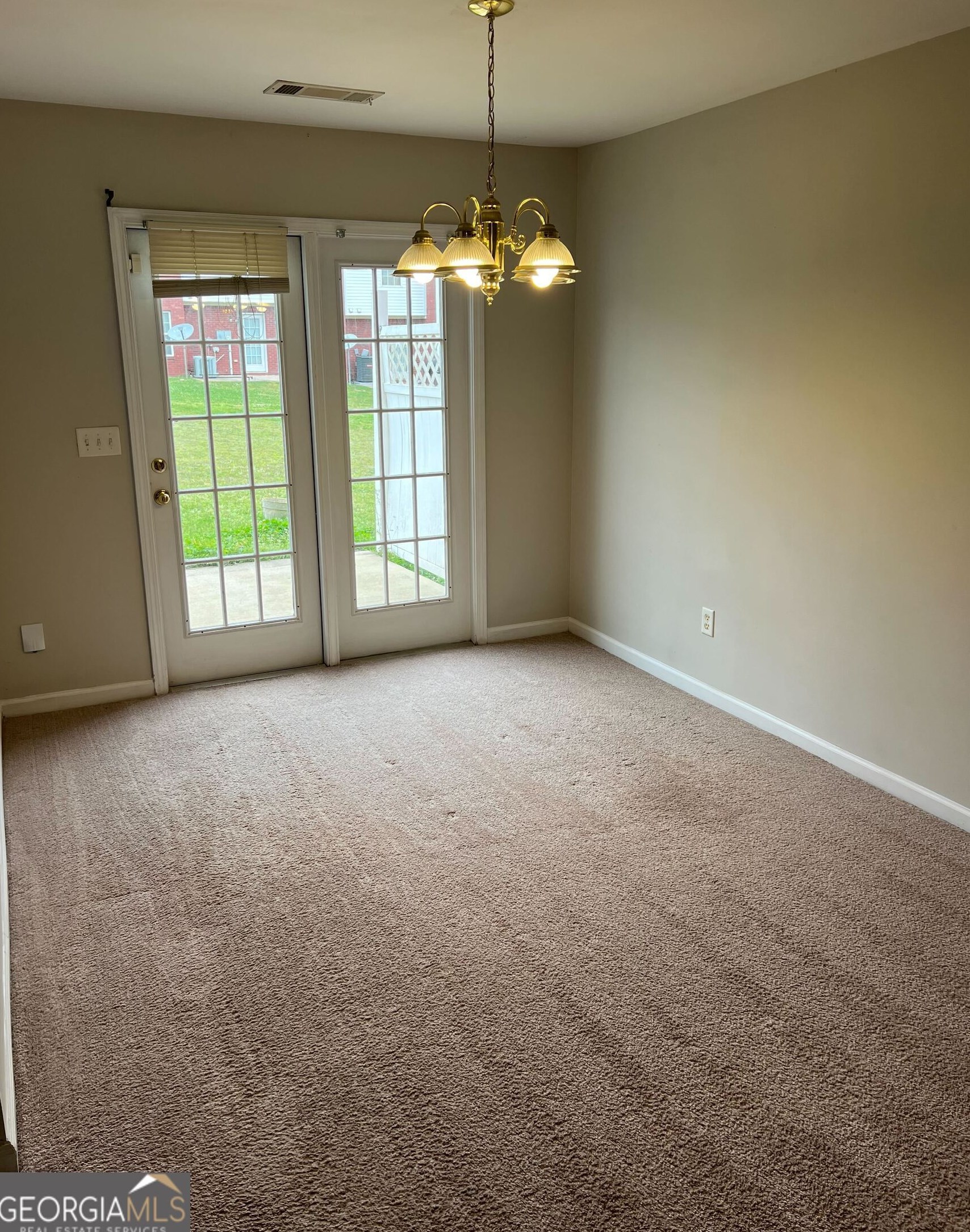 6492 Snowbird Ln, Douglasville GA  30134-5774 exterior