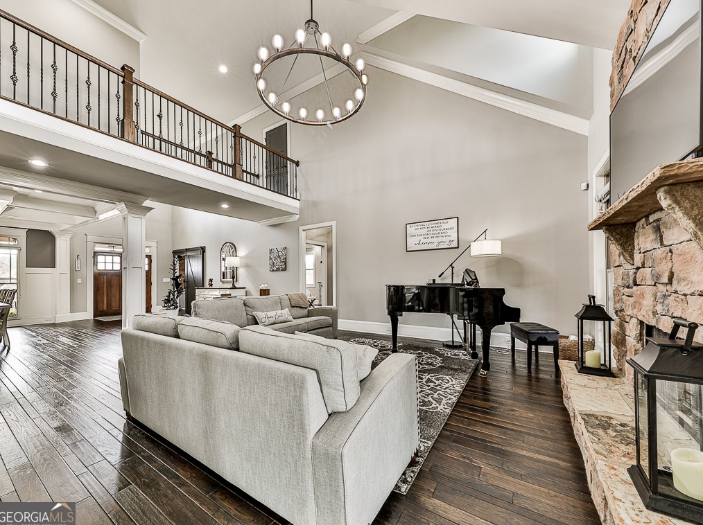 4722 Crestview Way, Flowery Branch GA  30542-3501 exterior