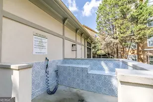 1401 W Paces Ferry Rd NW, Atlanta, GA 30327 - Photo 25