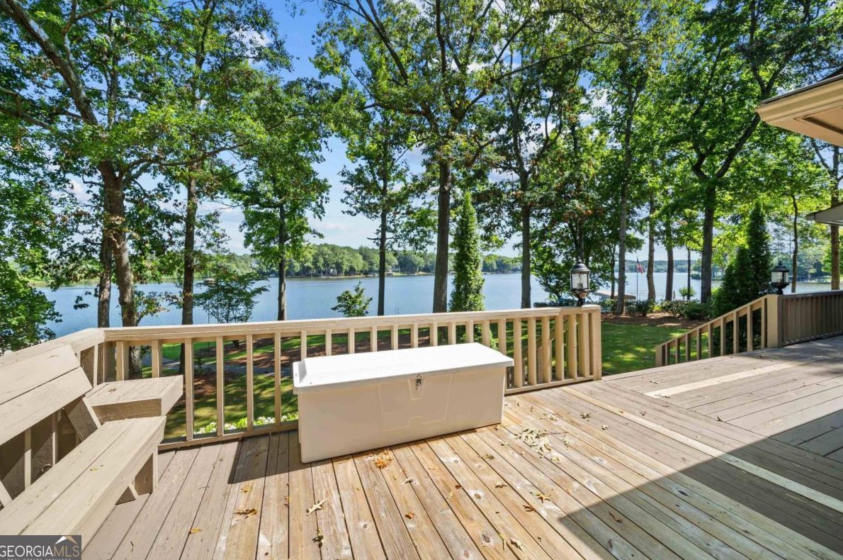 109 Lake Forest Dr, Eatonton, GA 31024