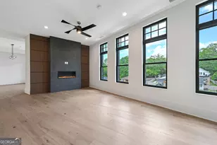 8200 Main St, Woodstock, GA 30188 - Photo 27