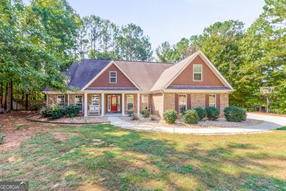 146 Brittany Lane, Senoia, GA 30276 - Photo 1