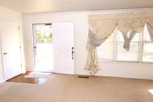 167 Fortune Loop Rd, Swainsboro, GA 30401 - Photo 9