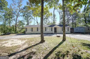 1092 W Adrian Cir SW, Conyers, GA 30094 - Photo 21