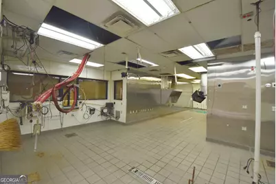 64 Carriage Oaks Drive, Tyrone, GA 30290 - Photo 17