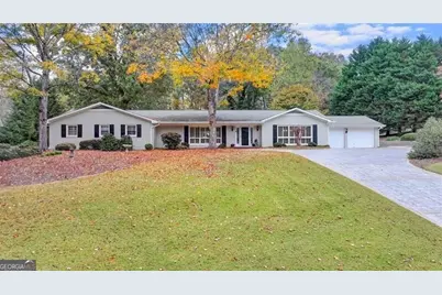 750 Holly Drive, Gainesville, GA 30501 - Photo 1