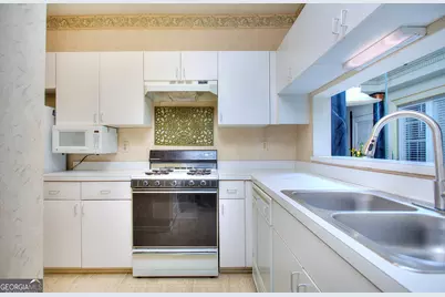 240 Renaissance Parkway NE #APT 116, Atlanta, GA 30308 - Photo 23