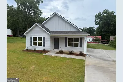 509 Cleveland, West Point, GA 31833 - Photo 1