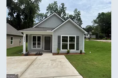 900 N Parkway, Lagrange, GA 30240 - Photo 1