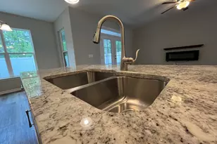 143 Madeira Dr, Brunswick, GA 31523 - Photo 15