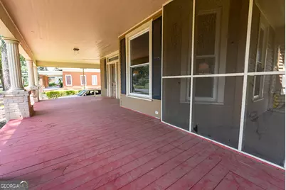 212 Hand Avenue W, Pelham, GA 31779 - Photo 5