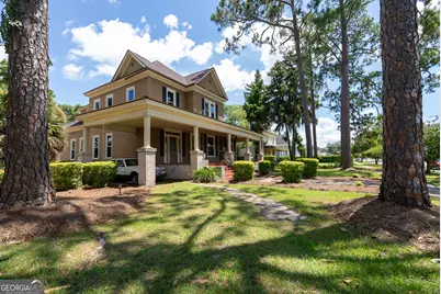 212 Hand Avenue W, Pelham, GA 31779 - Photo 9