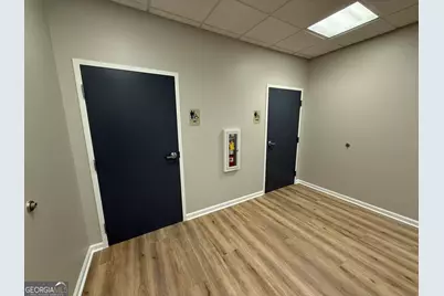 7910 Mall Ring Road #SUITE 100, Lithonia, GA 30038 - Photo 15