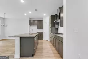 411 Red Wood Ln, Hoschton, GA 30548 - Photo 9