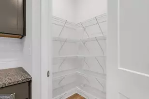 411 Red Wood Ln, Hoschton, GA 30548 - Photo 13