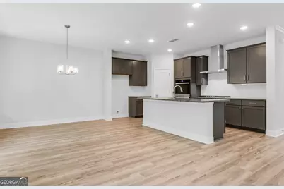 411 Red Wood Lane, Hoschton, GA 30548 - Photo 5