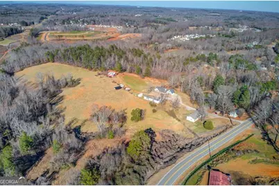 4404 Tanners Mill Road, Braselton, GA 30517 - Photo 5