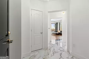 2828 Peachtree Rd NE, Atlanta, GA 30305 - Photo 3