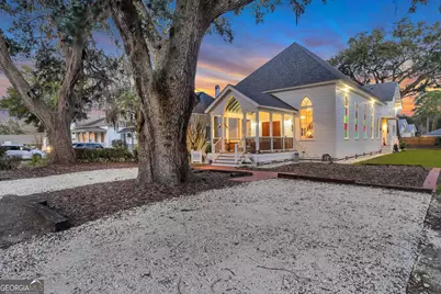 2716 Mechanics Avenue, Thunderbolt, GA 31404 - Photo 1