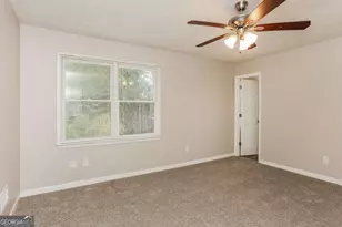 4893 Autumn Cir, Stone Mountain, GA 30088 - Photo 9