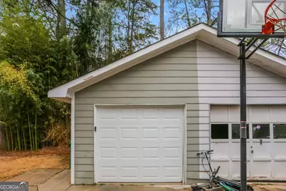 4893 Autumn Circle, Stone Mountain, GA 30088 - Photo 15