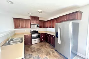 213 Augusta Way, Hinesville, GA 31313 - Photo 5