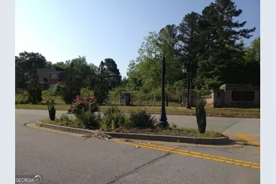 1002 Queens Bridge Way, Griffin, GA 30223 - Photo 3