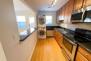 165 N River Dr, Sandy Springs, GA 30350 - Photo 9