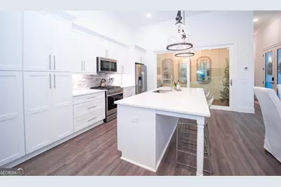 170 Fowler Street #200, Woodstock, GA 30188 - Photo 5