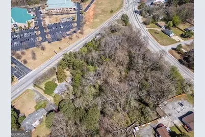 2218 Young Road, Stone Mountain, GA 30088 - Photo 17