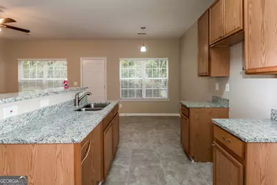 2839 Windsor Forrest Court, College Park, GA 30349 - Photo 5