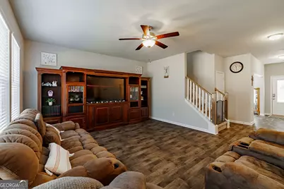 135 Woodpecker Pte, Danielsville, GA 30633 - Photo 7