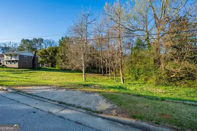 1001 Fox Street SE, Conyers, GA 30013 - Photo 5