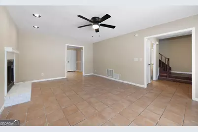 2898 Lakemont Drive SW, Marietta, GA 30060 - Photo 3