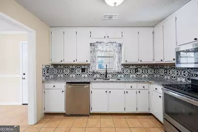 2898 Lakemont Drive SW, Marietta, GA 30060 - Photo 7