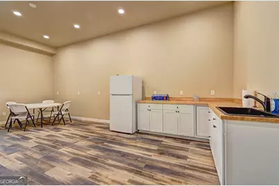 15 Market Street, Barnesville, GA 30204 - Photo 13