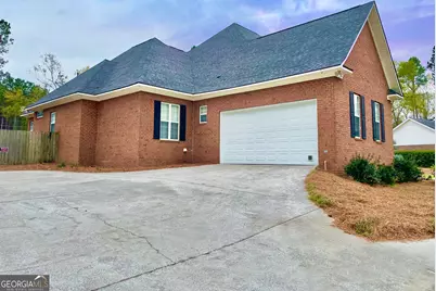 225 Wellington Circle, Statesboro, GA 30458 - Photo 3