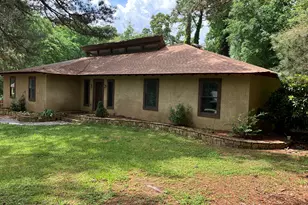 1288 Lakewood Dr NE, Conyers, GA 30013 - Photo 3