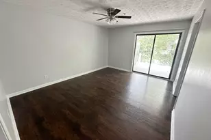 375 Winding River Dr, Atlanta, GA 30350 - Photo 5