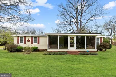 234 S Railroad Street SE, Toomsboro, GA 31090 - Photo 1