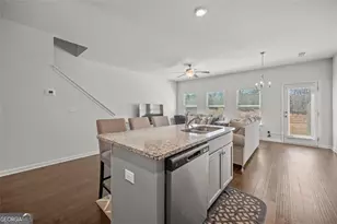 7083 Gladstone Cir, Stonecrest, GA 30038 - Photo 3