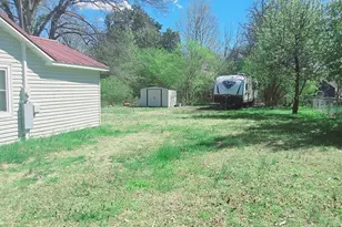 707 Gilbert Ln, Lafayette, GA 30728 - Photo 11