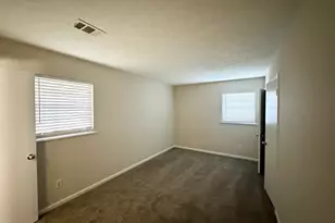 2017 Lindsey Ln, Decatur, GA 30035 - Photo 13