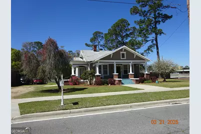 3 S Spring Street, Claxton, GA 30417 - Photo 1