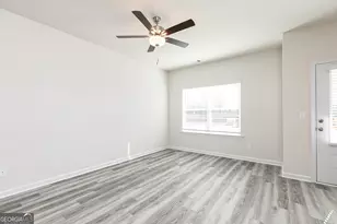 253 Rooker Dr, Lagrange, GA 30241 - Photo 9