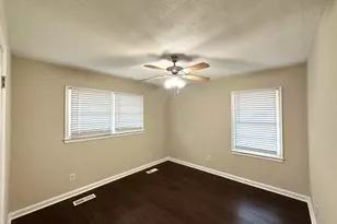 4250 Timber Valley Ct, Decatur, GA 30032 - Photo 11