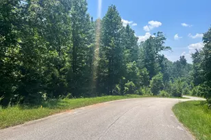 3829 Reservoir Dr, Gainesville, GA 30507 - Photo 1